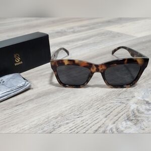 Sojos Badra Sunglasses in Tortoise - New In Box